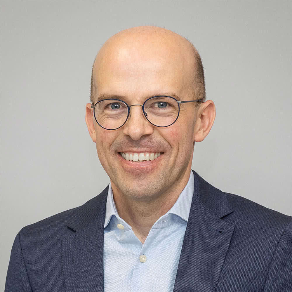 Portrait Prof. Dr. Benjamin Löhr